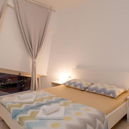 Vila Tina In Pula, Istrien Medolino Esterno foto