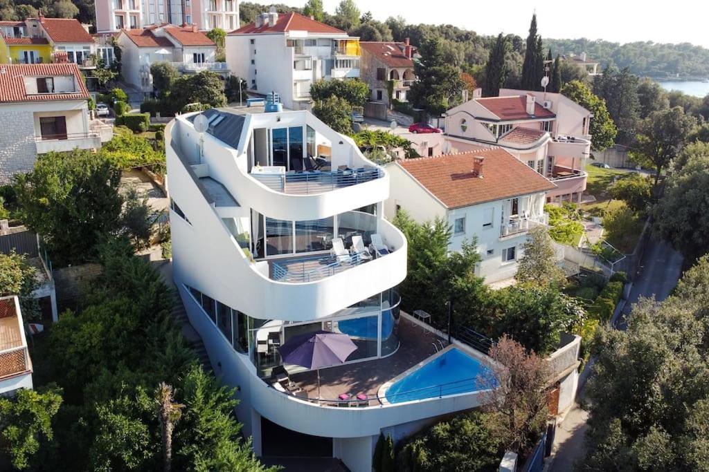Vila Tina In Pula, Istrien Medolino Esterno foto